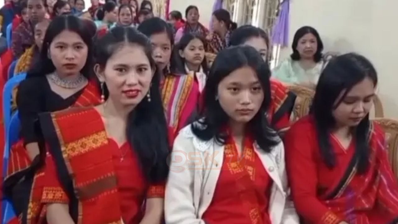 খাগড়াছড়িতে উৎসবমুখর বড়দিন: শান্তি ও সম্প্রীতির প্রার্থনা