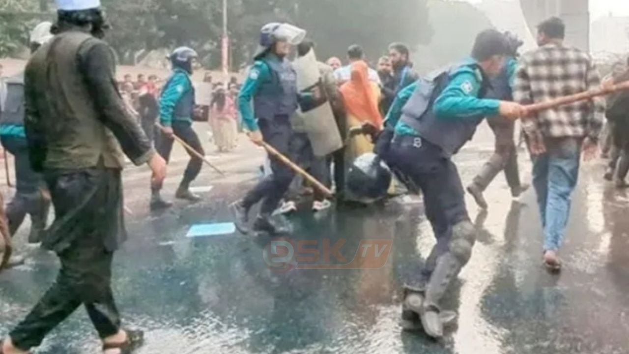 কারওয়ান বাজারে পুলিশের সঙ্গে ব্যবসায়ীদের সংঘর্ষ