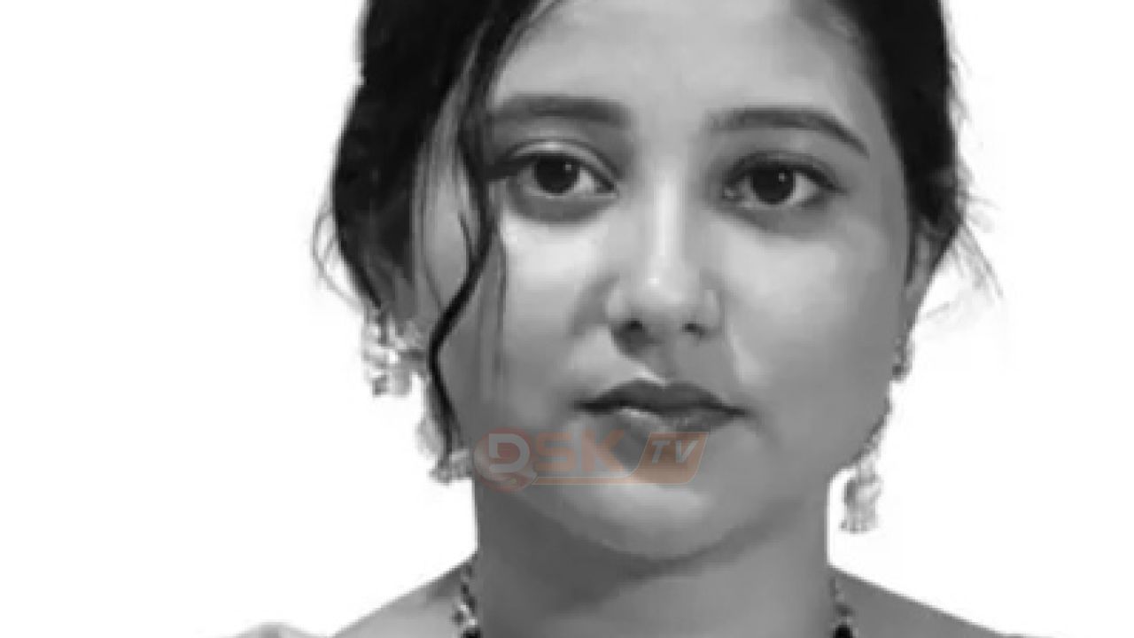 রাস্তা পারাপারের সময় বাসের চাপায় কলেজ ছাত্রী নি'হত