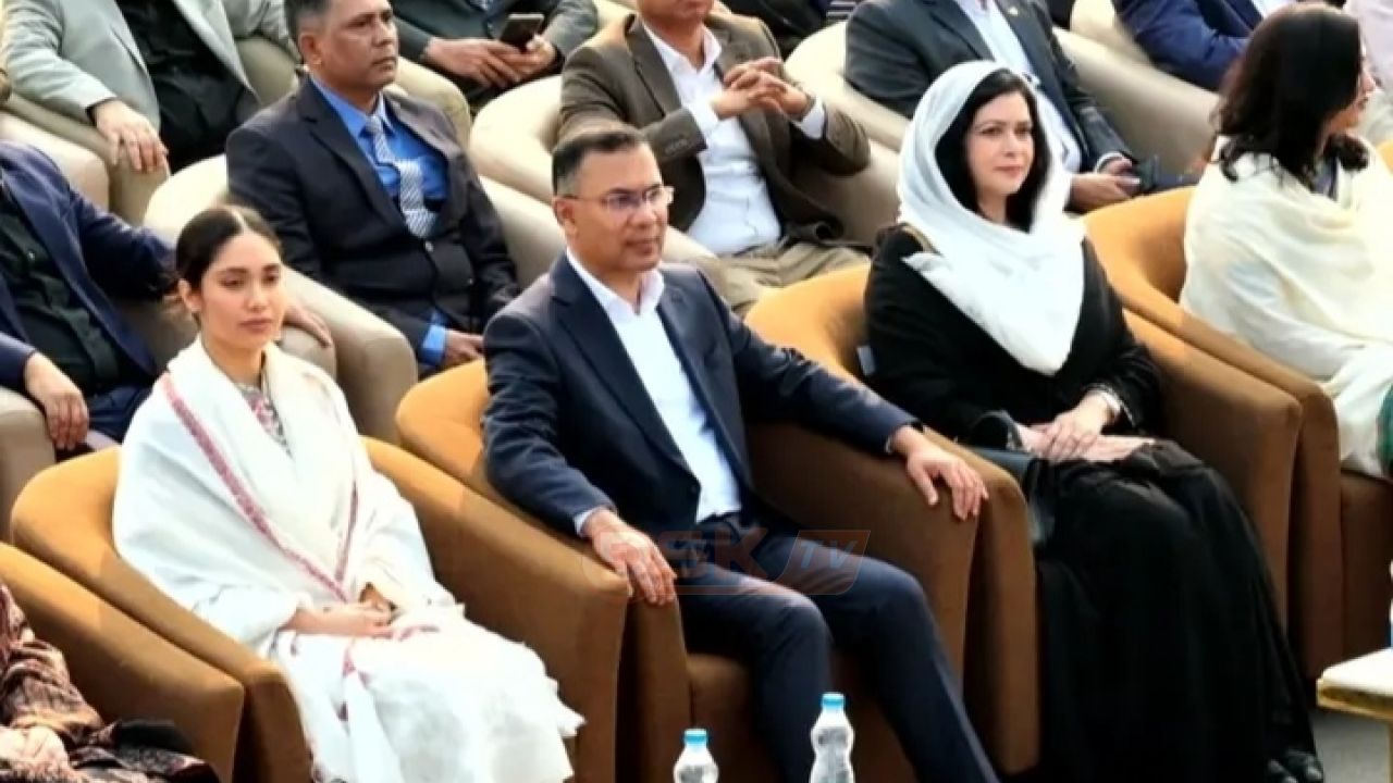 খালেদা জিয়ার স্মরণে নাগরিক শোকসভা শুরু — সপরিবারে যোগ দিয়েছেন তারেক রহমান