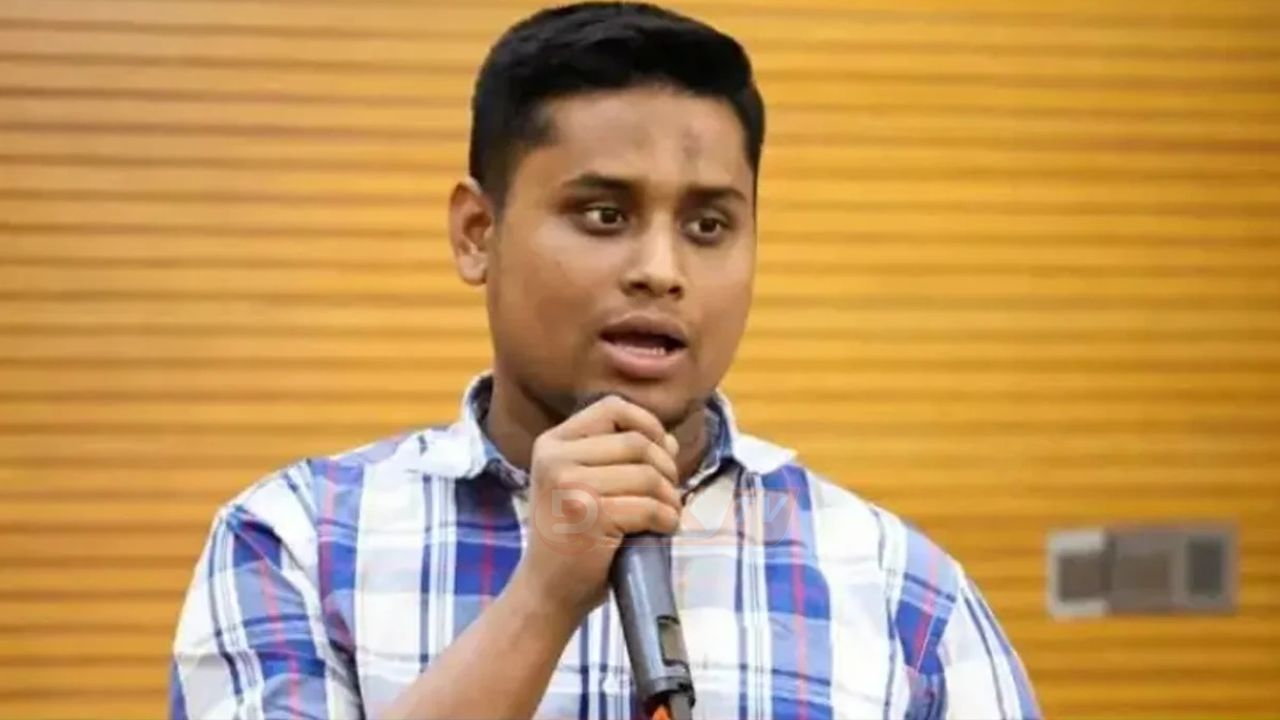 নির্বাচনের আগে কেন্দ্র দ'খলের &lsquo;প্র্যাকটিস ম্যাচ&rsquo; শুরু হয়েছে: হাসনাত