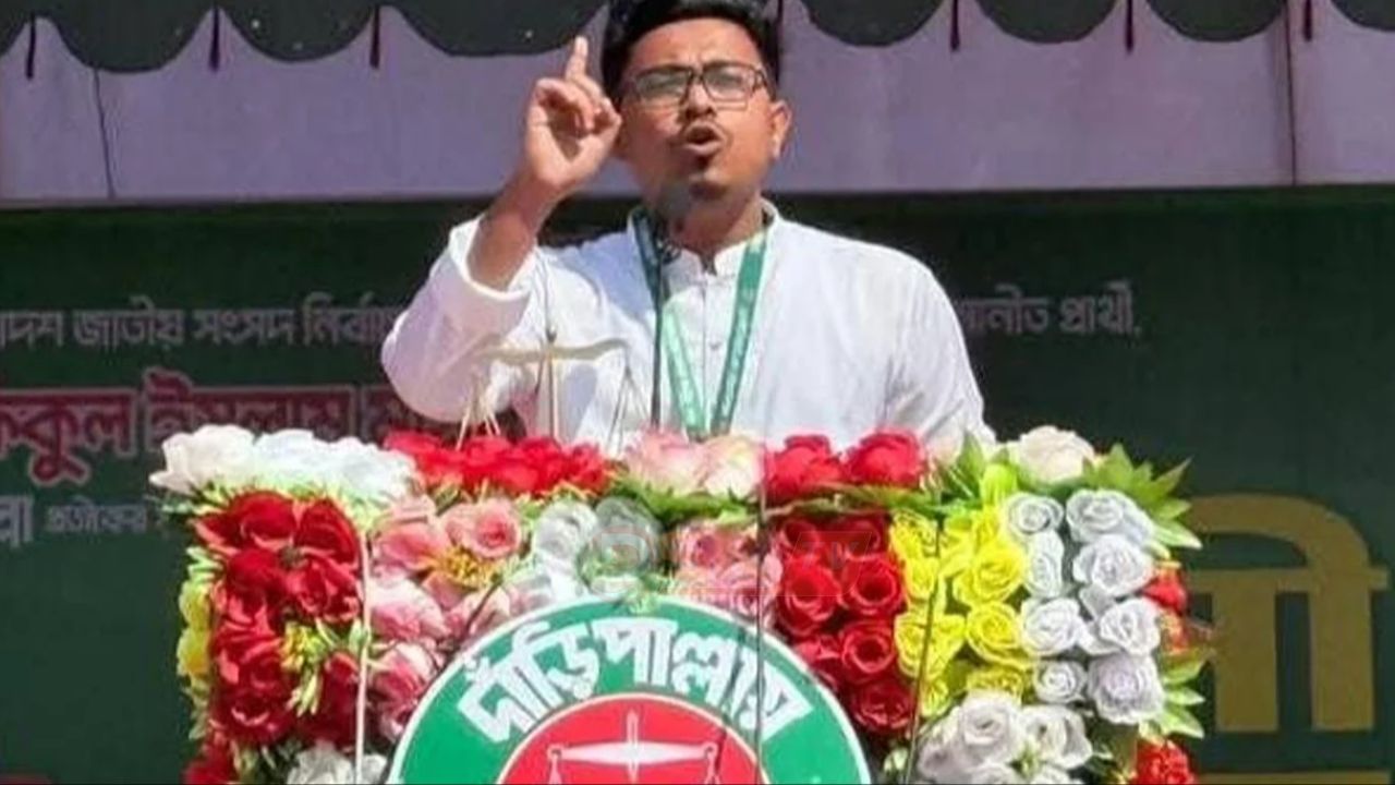 হামলার নির্দেশদাতা ও জড়িতদের শা"স্তির আওতায় আনার দাবি ডাকসু ভিপির