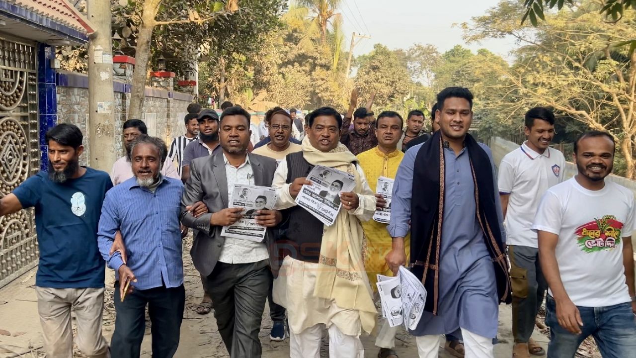 মতলব দক্ষিণে ধানের শীষের পক্ষে গণসংযোগ