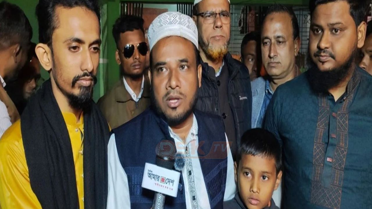 জামায়াতের মিছিলে কেন আইছত বলে শিশু সাজ্জাদকে বিএনপি কর্মীর লা'থি