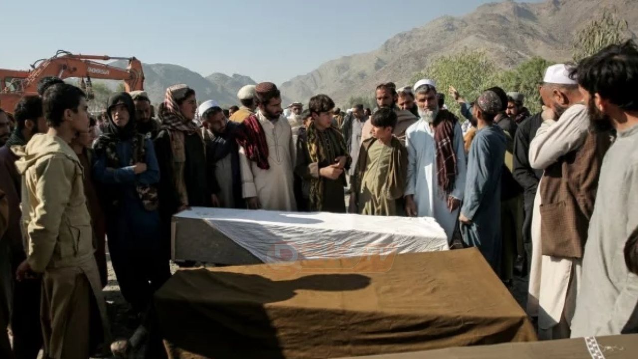 রমজানে আফ'গানি'স্তানে ধর্মীয় স্কুল-মসজিদে পাকি'স্তানের হা'মলা, নিহ'ত বেড়ে ৮০