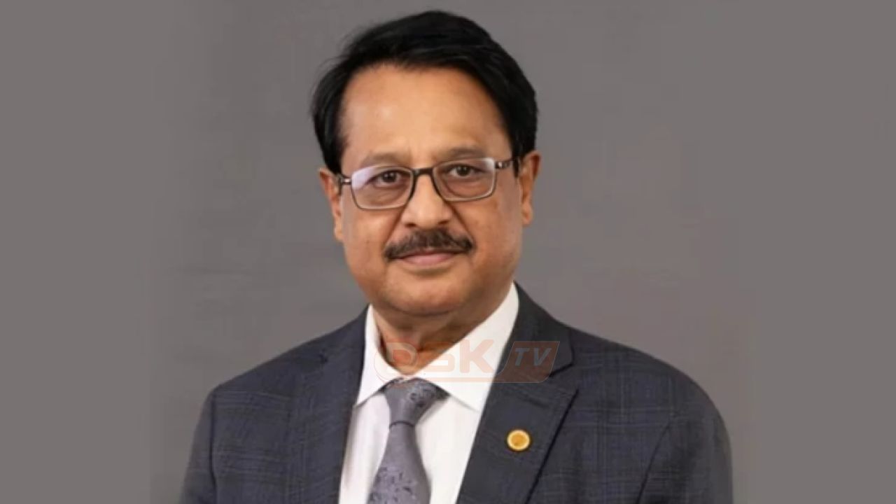 নিজের ফেসবুক–ইনস্টাগ্রাম বন্ধের সিদ্ধান্ত প্রধানমন্ত্রীর কার্যালয়ের মুখ্য সচিবের