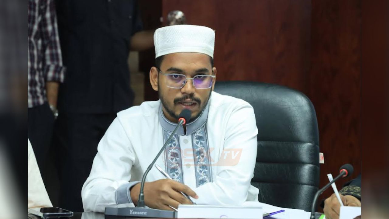 হাতিয়ার ভাগে পড়েছে ২৫ কার্টুন সৌদি খেজুর: এমপি হান্নান মাসউদ