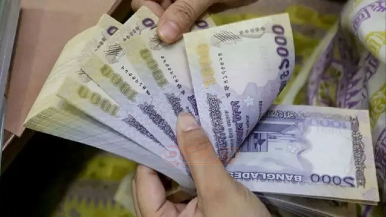 এক বছরে দেশে কোটিপতি বেড়েছে ১২ হাজার