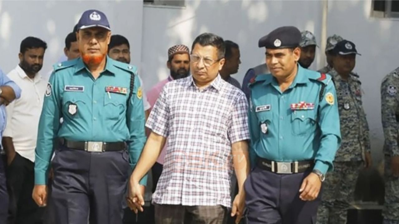 শাপলা চত্বর গণহ'ত্যায় সাবেক আইজিপি মামুনকে আ'সামি করা হবে