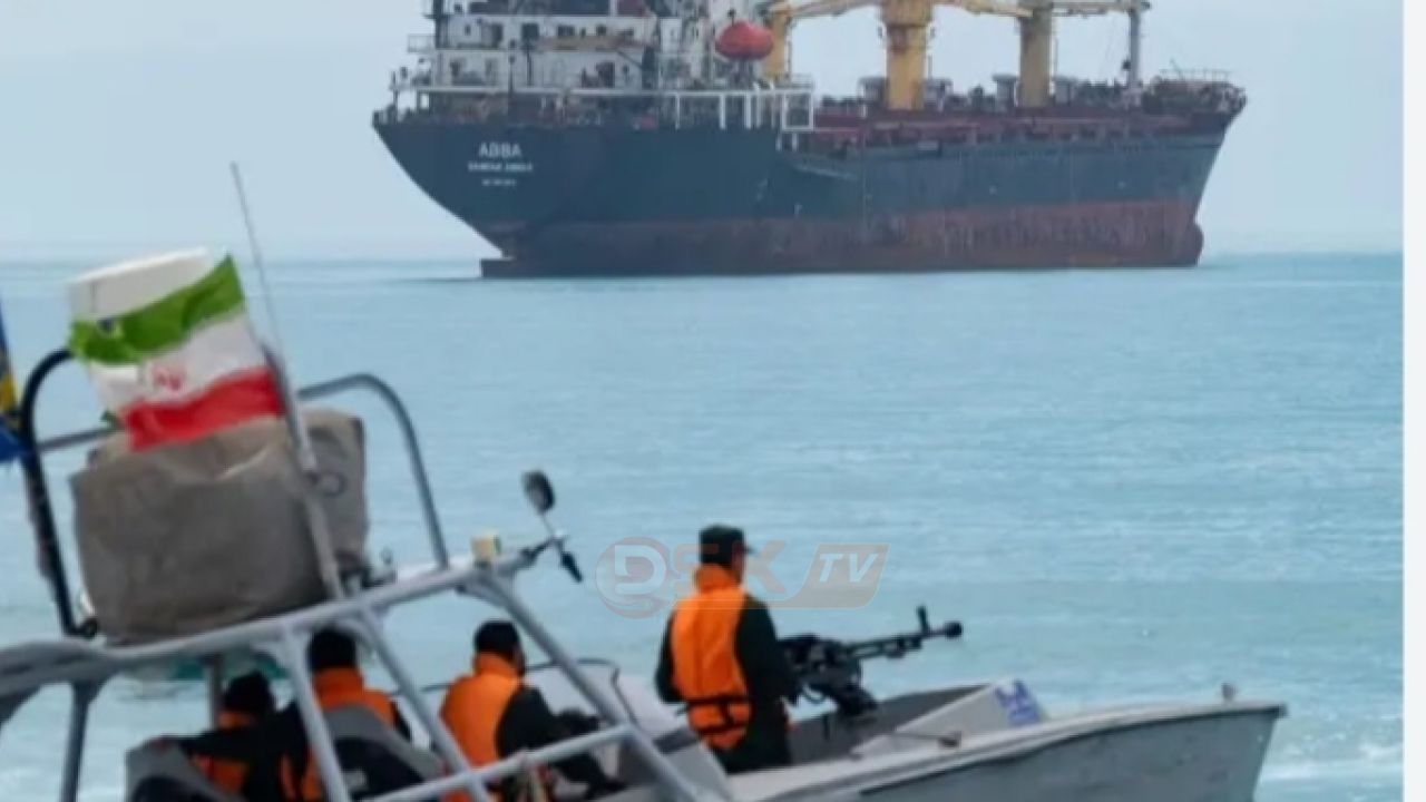 যুক্তরাষ্ট্রের অব'রোধ চললে হরমুজ প্রণালি ফের বন্ধের হুঁশি'য়ারি ইরানের