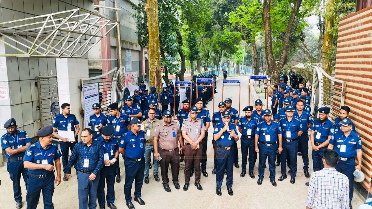 কুড়িগ্রামে ট্রেইনি রিক্রুট কনস্টেবল পদে নিয়োগ পরীক্ষা-২০২৬ এর প্রাথমিক বাছাই পর্বের ২য় দিন অনুষ্ঠিত”