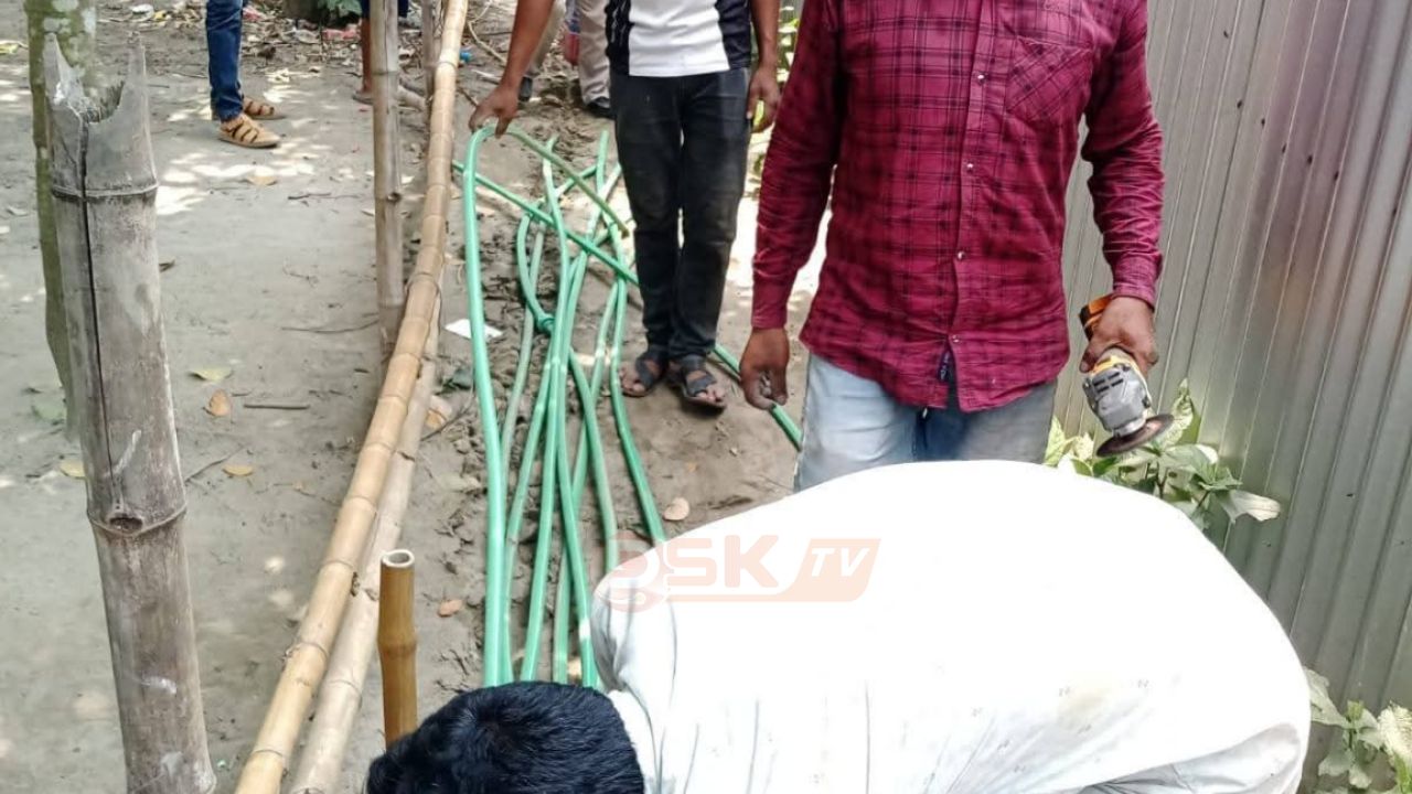 বাঞ্ছারামপুরে গ্যাসের অবৈধ সংযোগে মোবাইল কোর্ট, ৩০টি সংযোগ বিচ্ছিন্ন