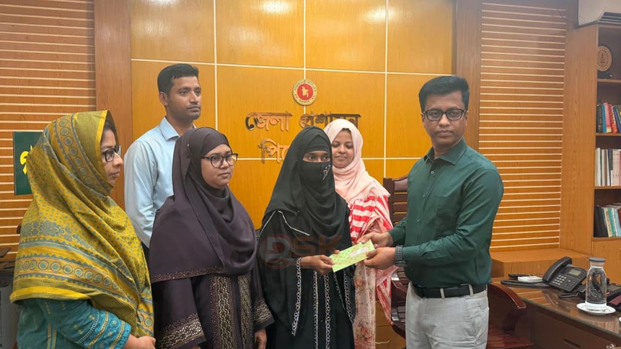 জিয়ানগরের সেই শিক্ষার্থী তহমিনা পেল “কন্যা সাহসিকতার” সম্মাননা স্মারক 