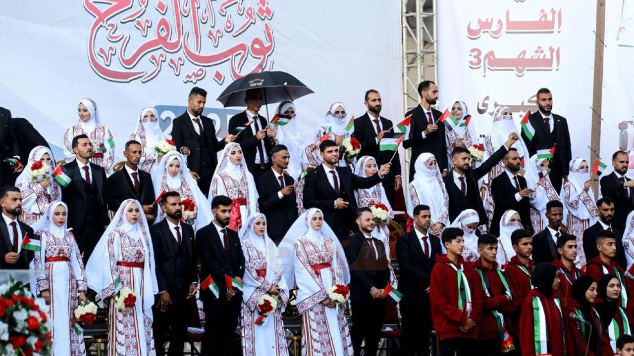 যু'দ্ধবি'ধ্বস্ত গা'জায় একদিনে ৩০০ যুগলের বিয়ে