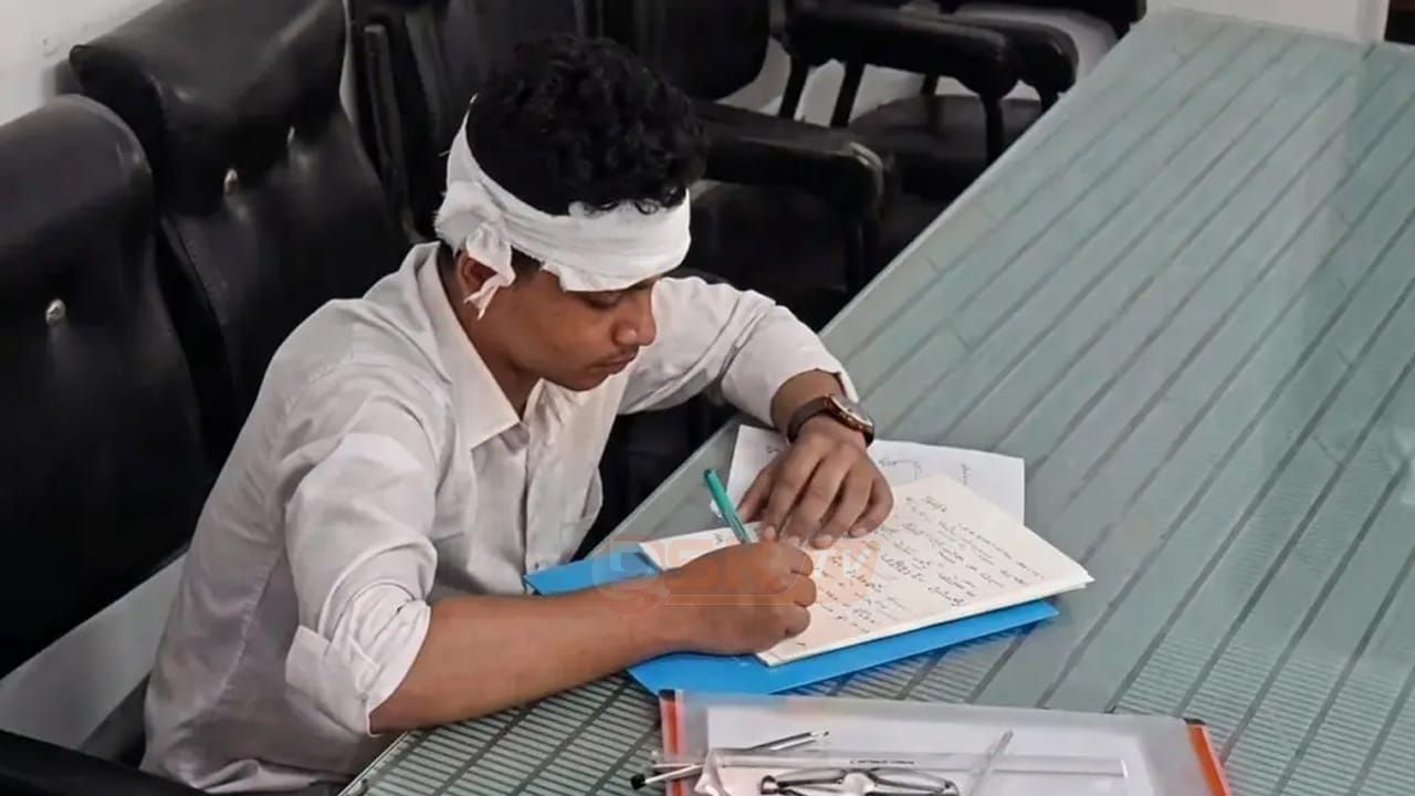 এসএসসি পরীক্ষা চলাকালে হলের চলন্ত ফ্যান খুলে পড়ল শিক্ষার্থীর মাথায়