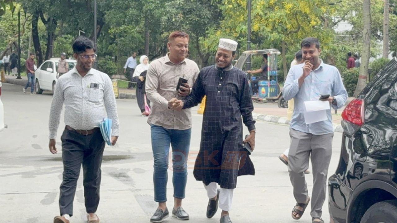 মানহানি মামলায় হাইকোর্টে আগাম জামিন পেলেন 