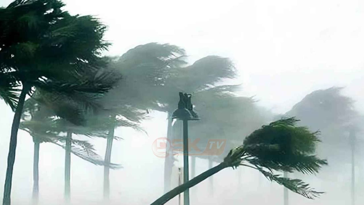 দেশের ১৩ অঞ্চলে বজ্রবৃষ্টিসহ ঝোড়ো হাওয়ার আভাস