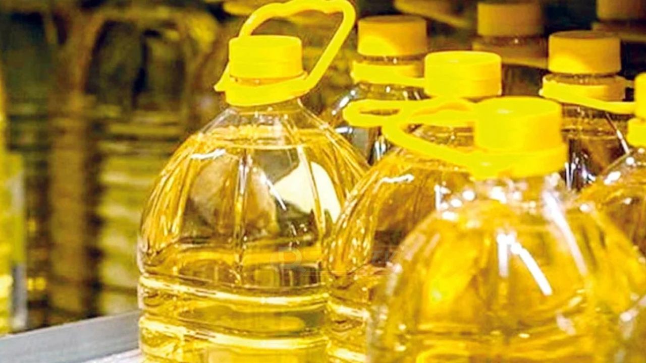 ভোজ্যতেলের দাম আবারও বাড়ল—লিটারে ৪ টাকা বৃদ্ধি