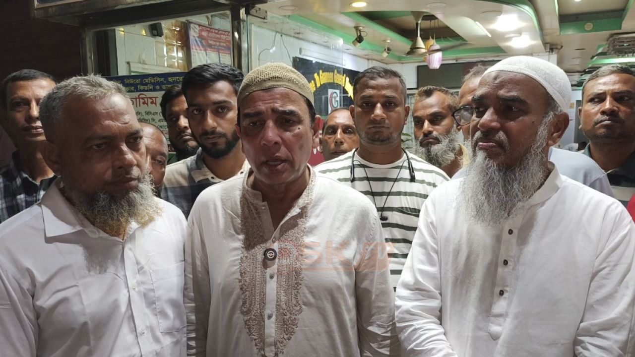 ‎নোয়াখালীতে আওয়ামী লীগ-বিএনপি সংঘর্ষ ও অগ্নিসংযোগ শ্রমিক দল নেতাসহ আ'হত ৬