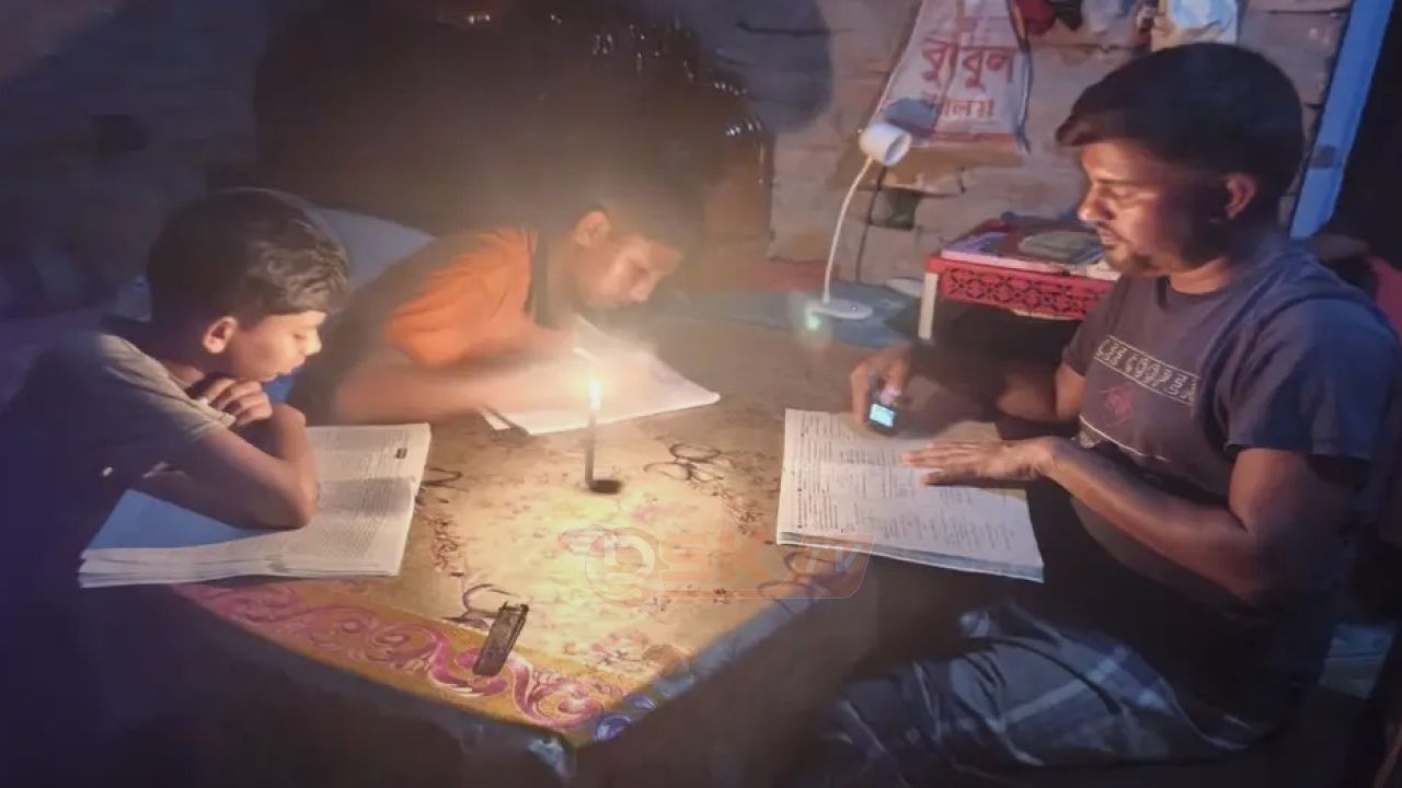কুড়িগ্রামে অসহনীয় লোডশেডিং: স্বপ্নভঙ্গের আশঙ্কায় শিক্ষার্থীরা 