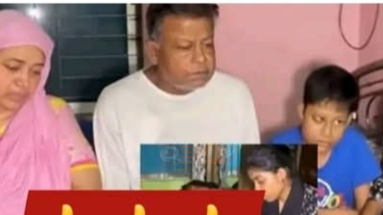 বাবা-ভাইয়ের চিকিৎসায় নিঃস্ব পরিবার, কলেজছাত্রী সুমাইয়ার আকুতি