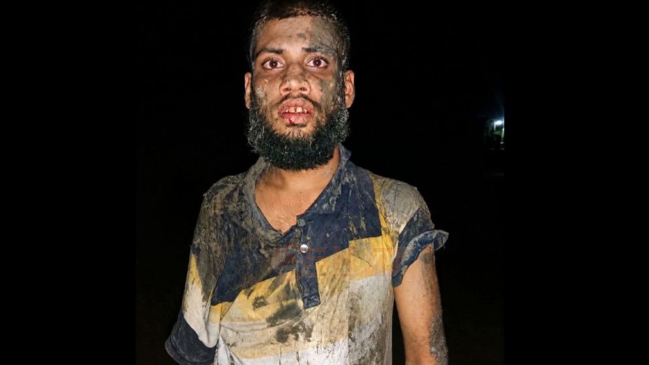 স্পেনের জয়ে সেজদা, প্রতিবন্ধী যুবককে মার'ধরের অভিযোগ
