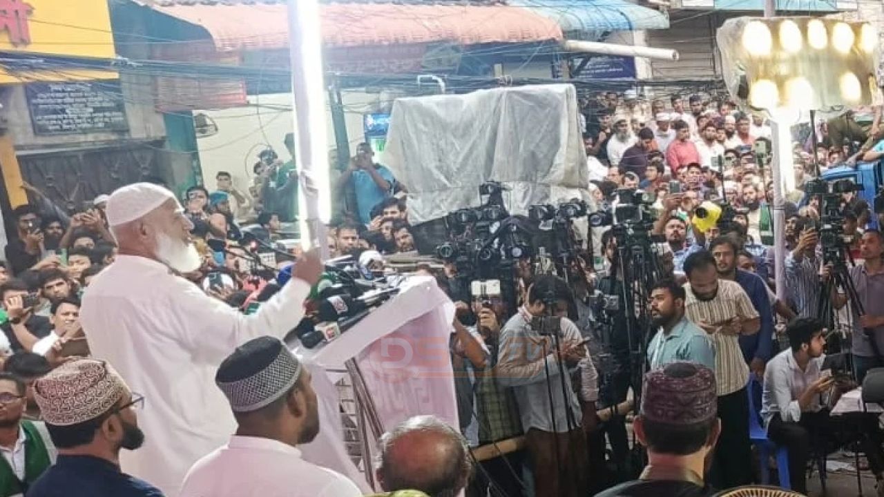 আপনি আসুন, যুব সমাজ ফাঁ'সির রশি নিয়ে প্রস্তুত— শেখ হাসিনাকে জামায়াত আমির