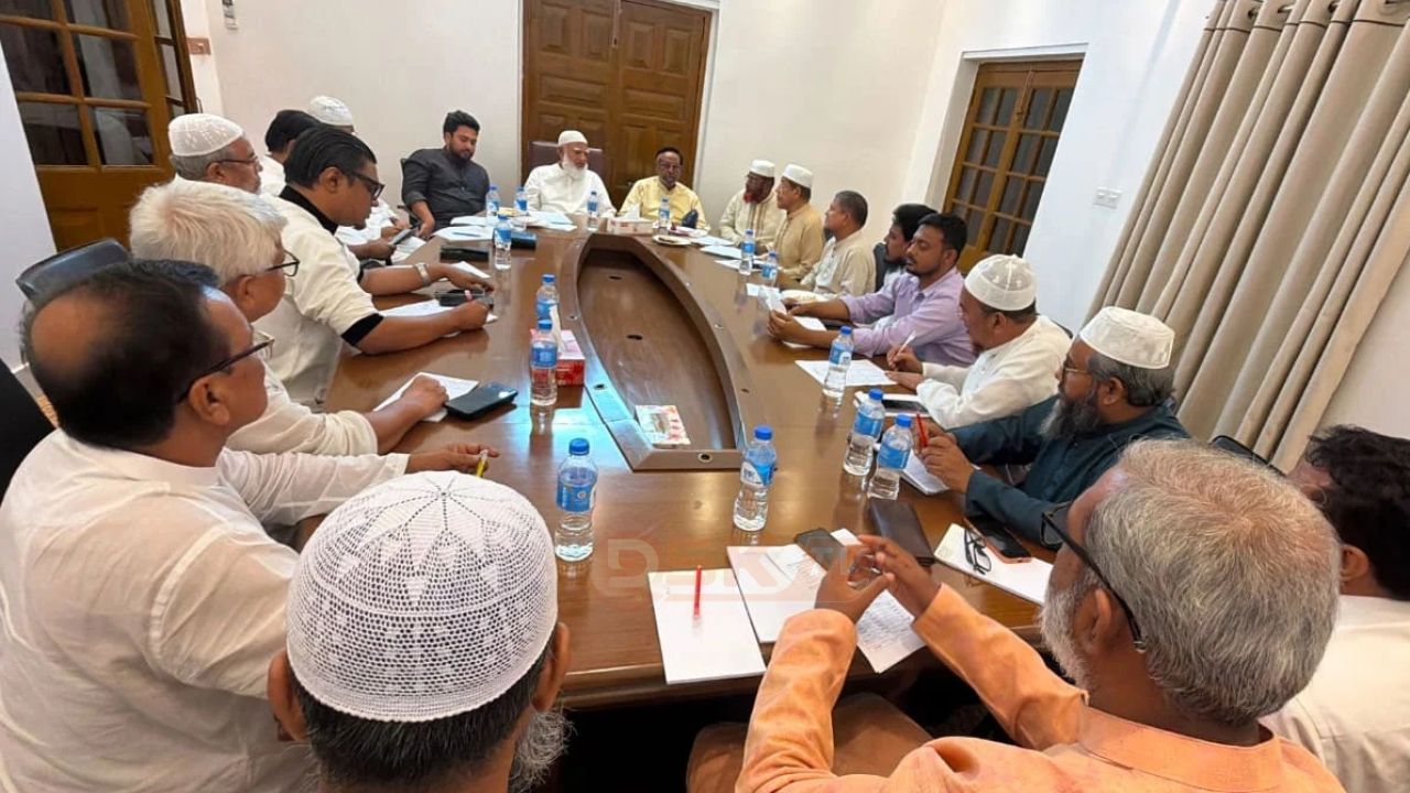 দেশজুড়ে বিদ্যুৎ ও গ্যাস অফিসের সামনে অবস্থান নেবে ১১ দলীয় জোট