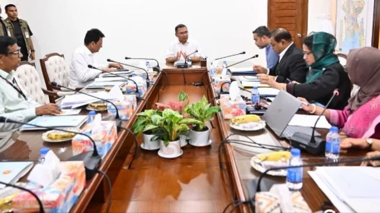 মেয়েদের জন্য স্নাতক পর্যন্ত উপবৃত্তি পুনরায় চালুর সম্ভাবনা পর্যালোচনার নির্দেশ প্রধানমন্ত্রীর
