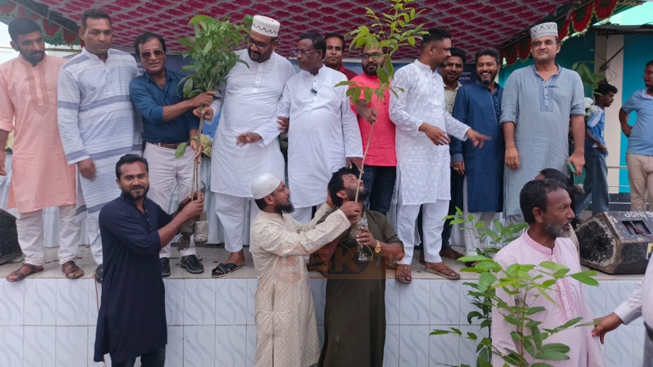 ভূরুঙ্গামারীতে বিএনপির ৪৮তম প্রতিষ্ঠাবার্ষিকী পালিত: পাঁচ বছরে পাঁচ লাখ গাছের চারা বিতরণের ঘোষণা....