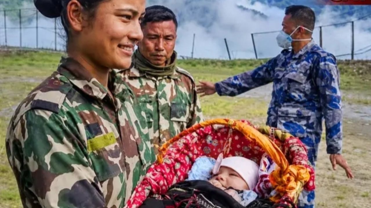 নেপালে ভ'য়াবহ বন্যার মধ্যেও অলৌকিক উদ্ধার, ৪৫ দিনের শিশুকে জীবিত উদ্ধার