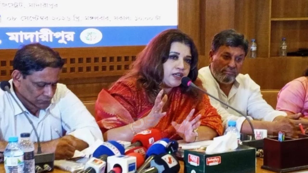 শেখ হাসিনাকে ফেরত পাঠালেই আইন অনুযায়ী গ্রেপ্তার করা হবে: শামা ওবায়েদ