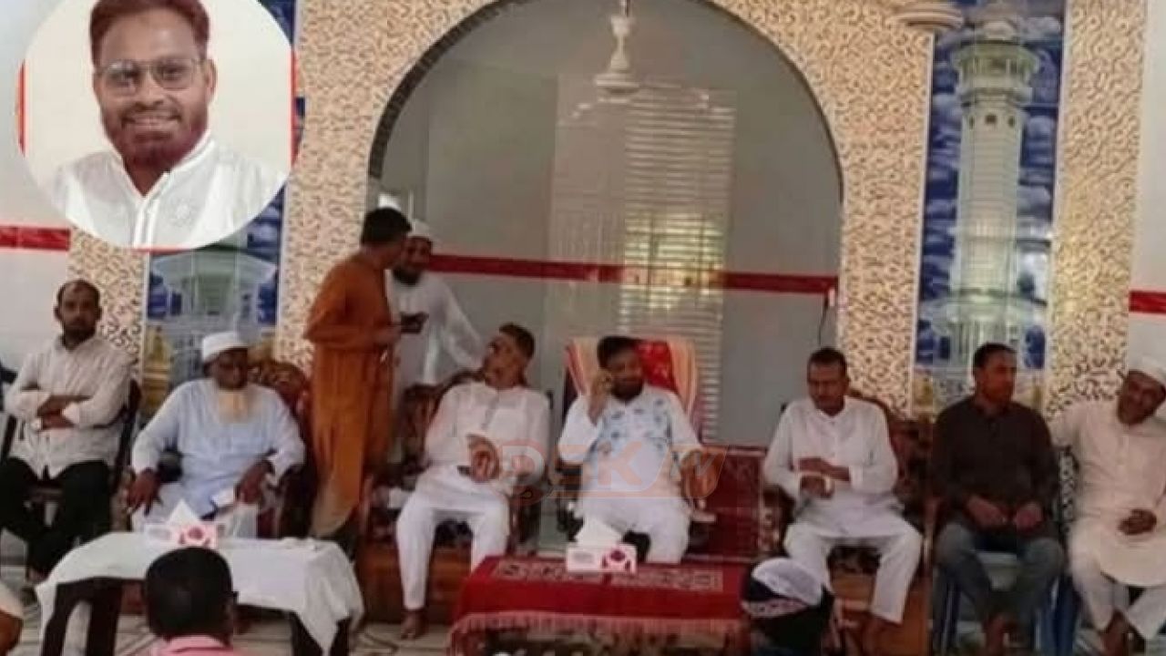 মসজিদের ভেতরে এমপি ও বিএনপি নেতারা, চেয়ার-সোফার ছবি ভাইরাল